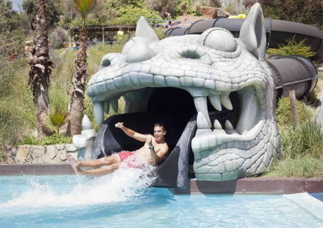Tobogan boca de dragon.JPG